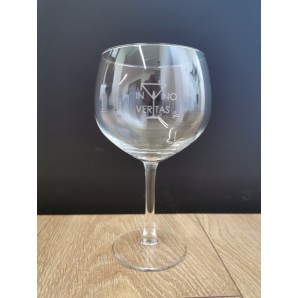 Gin glass with engraving...